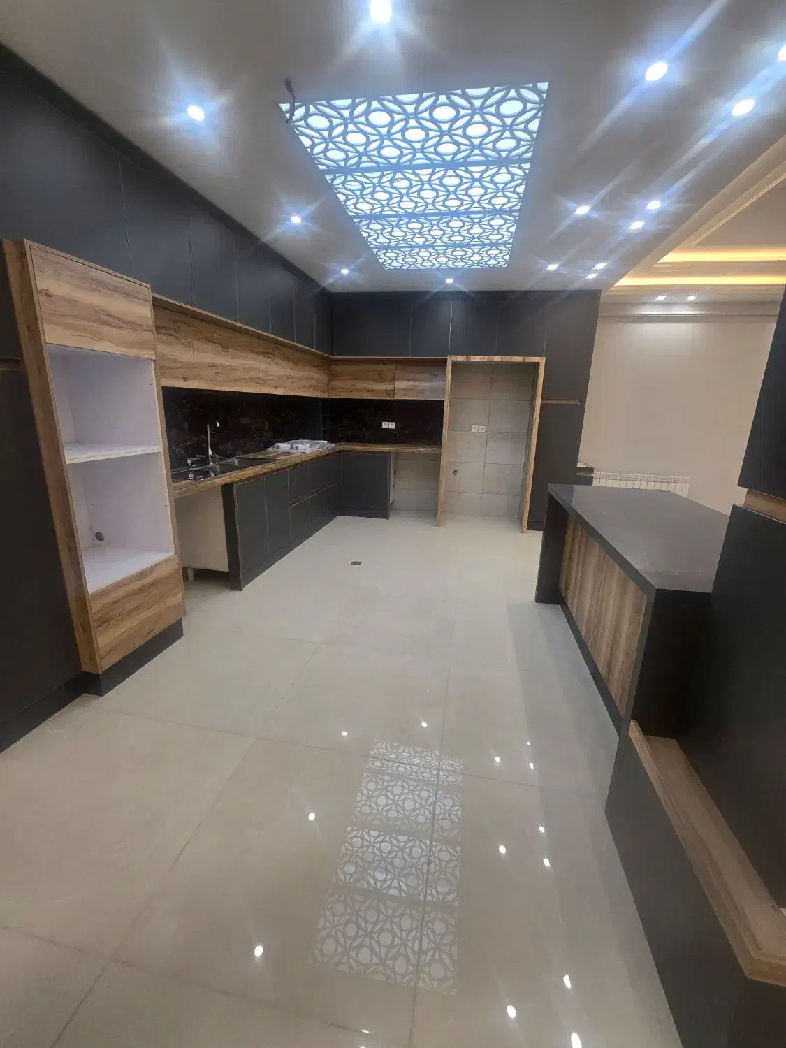 فروش آپارتمان نوساز 185متری لوکس|فروش آپارتمان|چابکسر, |دیوار