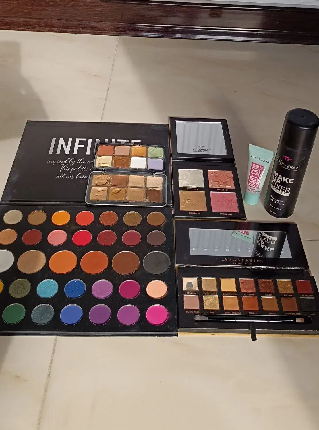 لوازم میکاپ نصف قیمت|آرایشی، بهداشتی، درمانی|آمل, |دیوار