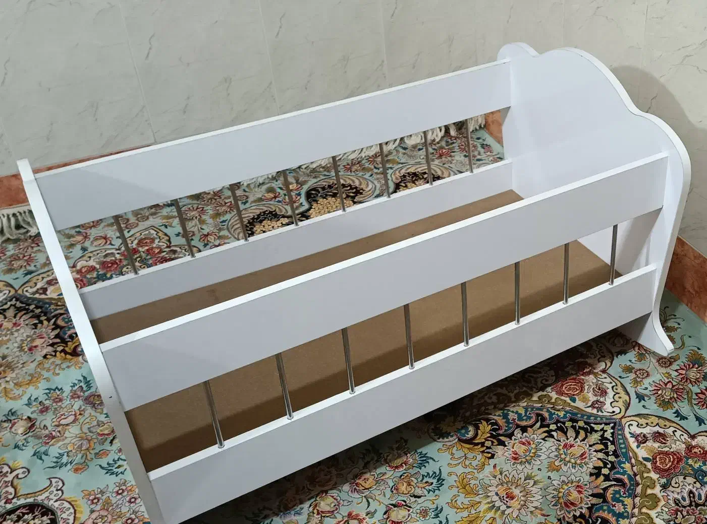 گهواره و تخت نوزاد|تخت و صندلی بچه|گرگان, |دیوار