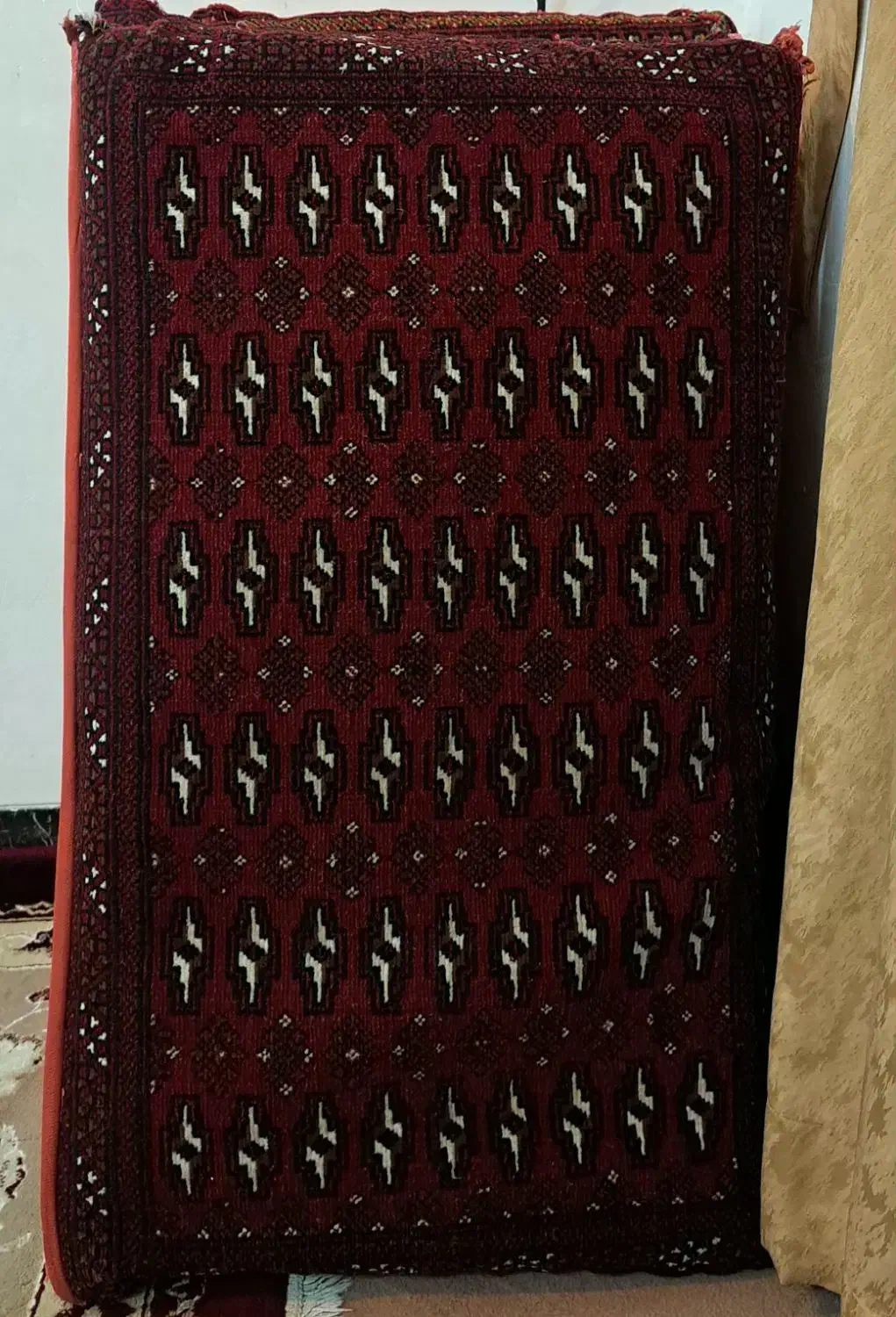 پشتی  کارکرده|پشتی|کرمان, |دیوار