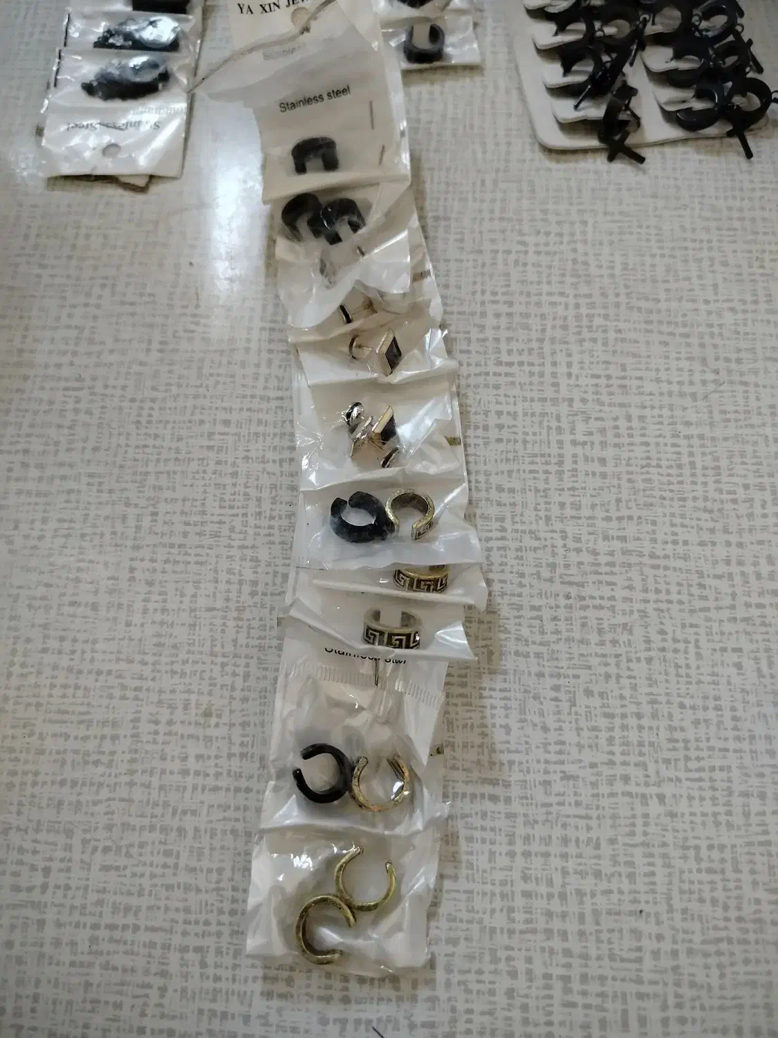 اکسسوری زیورآلات|جواهرات|رباط‌کریم, الارد|دیوار