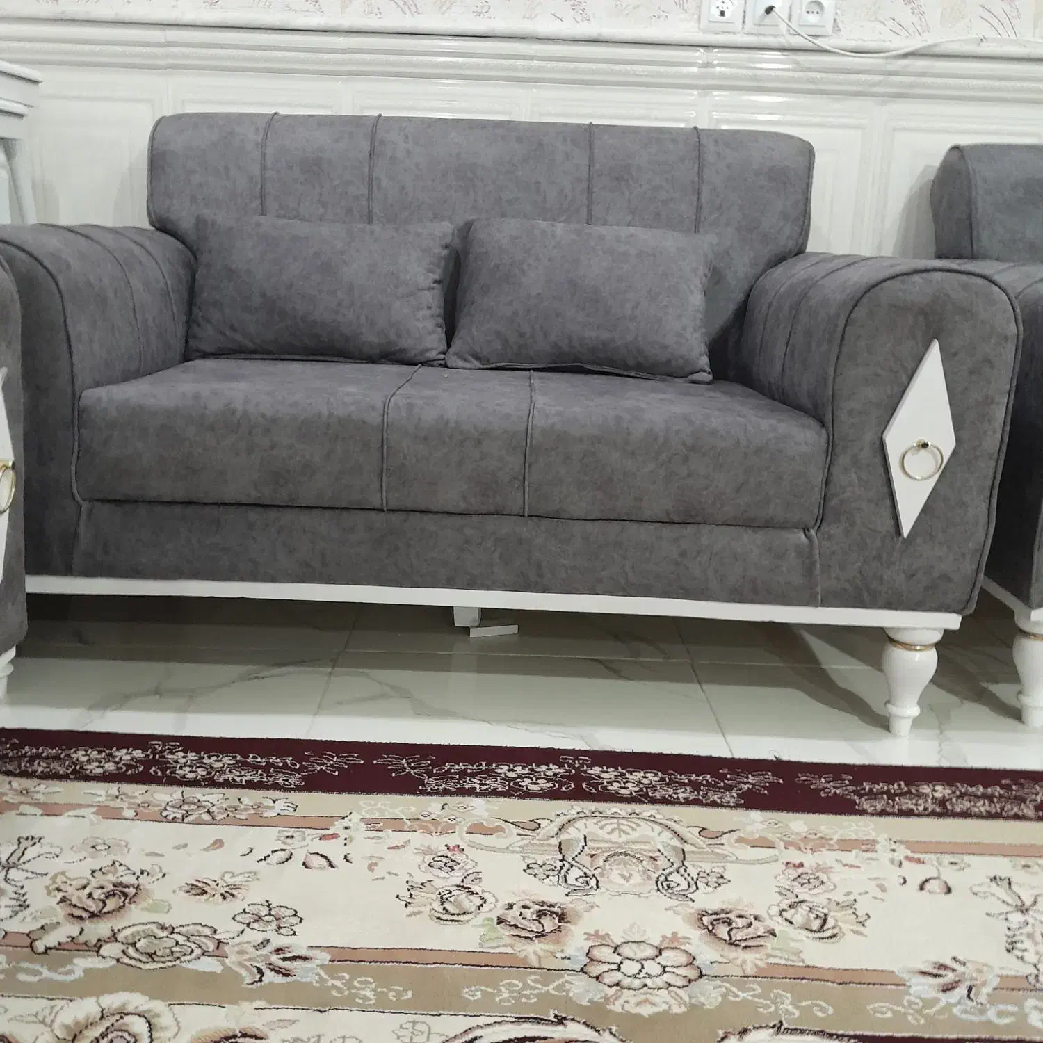 مبل|مبلمان خانگی و میز عسلی|فراشبند, |دیوار