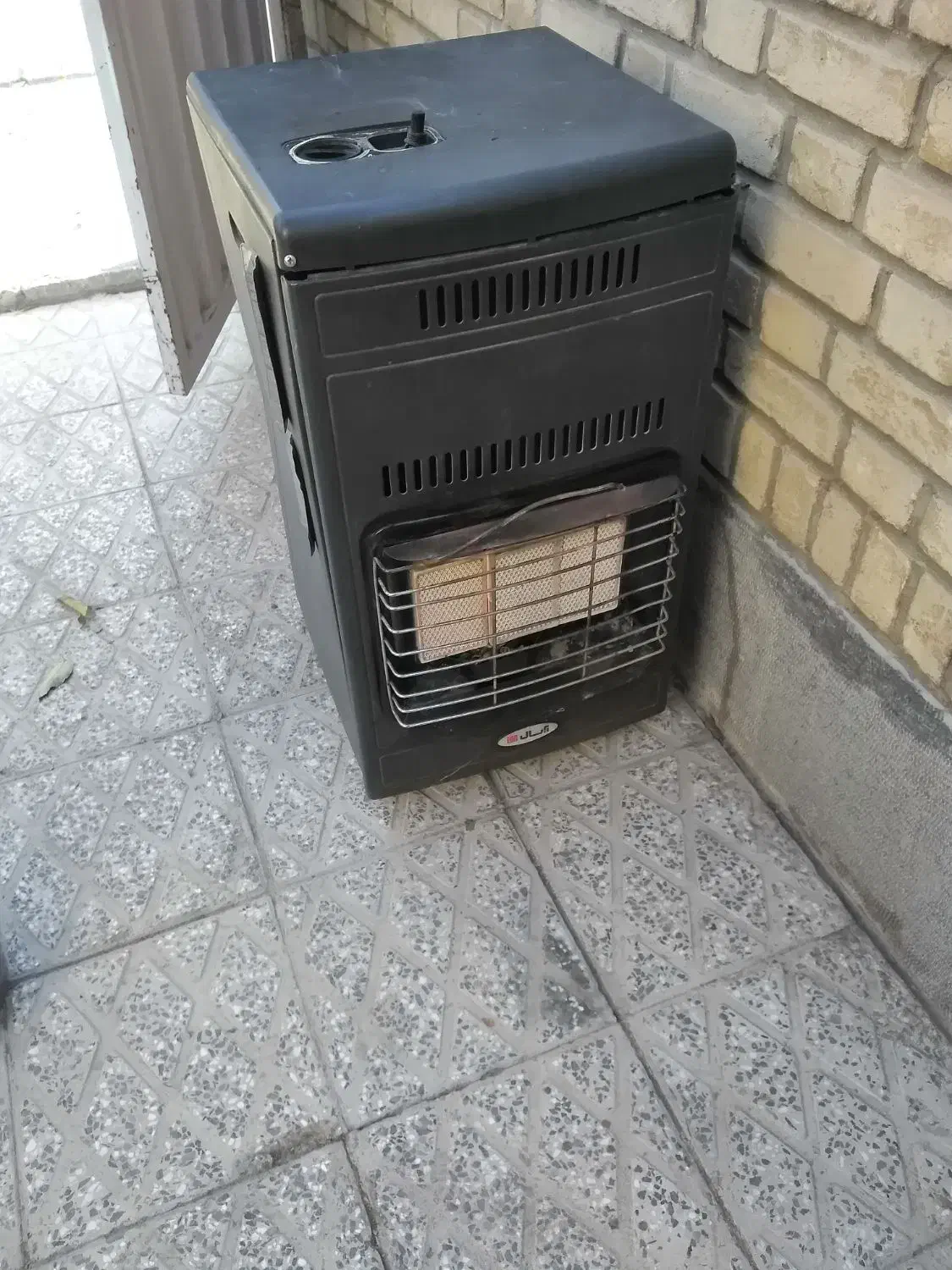 بخاری به همراه کپسول هم با گاز شهری  کار میکنه|بخاری، هیتر، شومینه|خمین, |دیوار