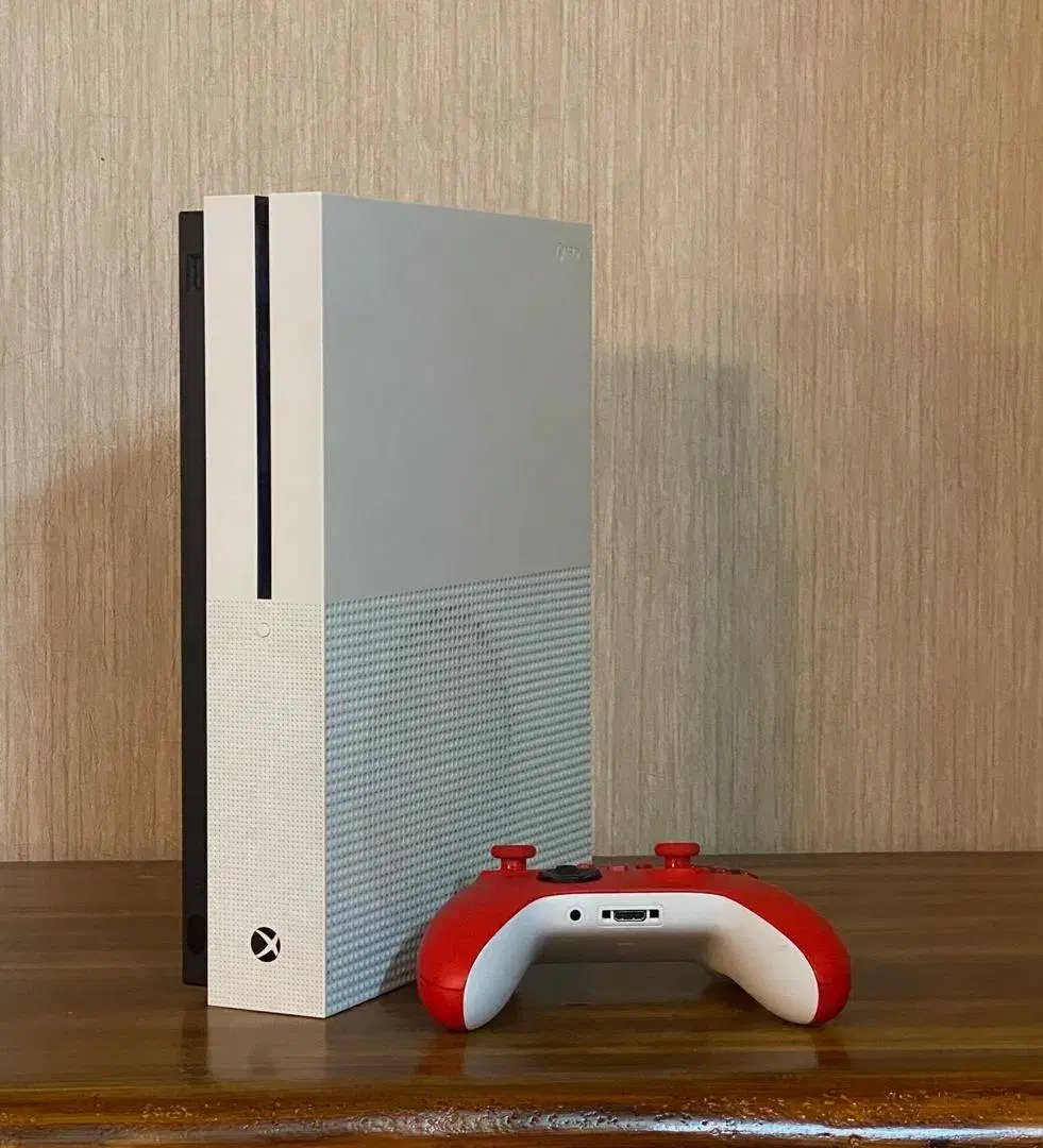 Xbox one s|کنسول، بازی ویدئویی و آنلاین|اصفهان, جلفا|دیوار