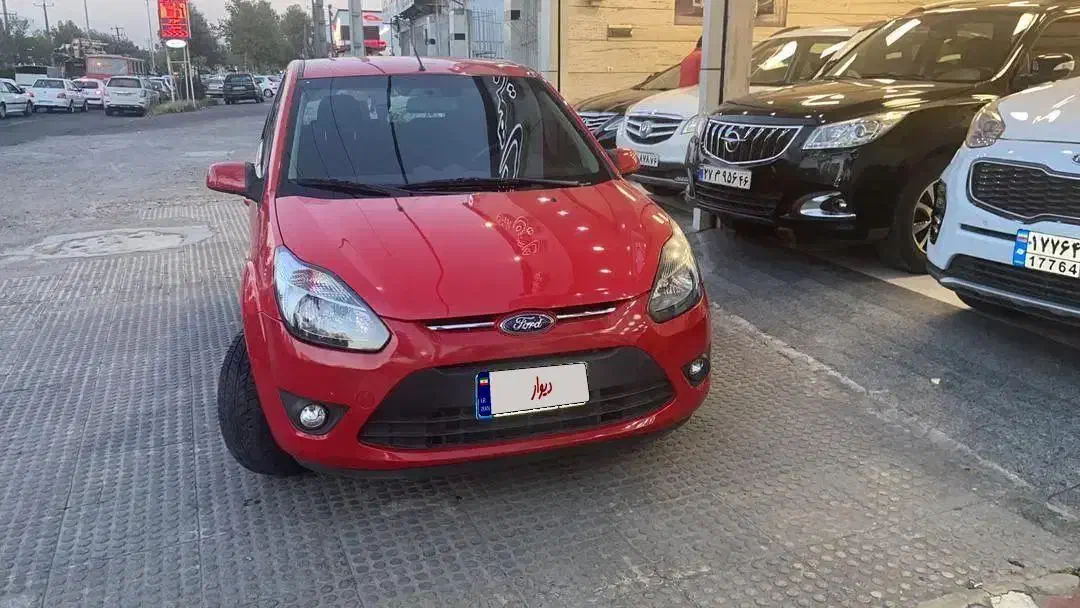 فروش فورد فیگو 2012|خودرو سواری و وانت|رشت, معلم|دیوار