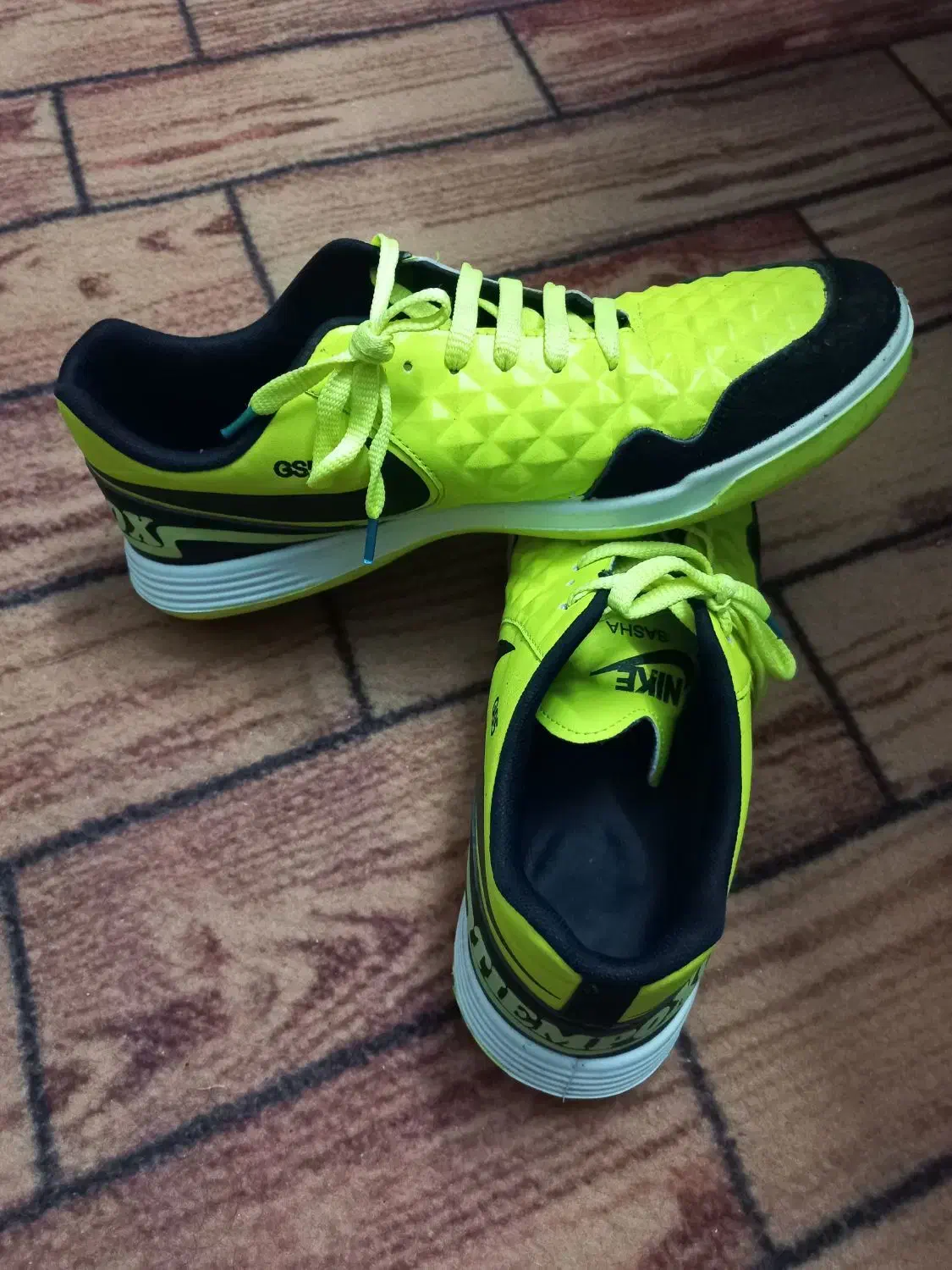 کفش سالنی|کیف، کفش، کمربند|گنبد کاووس, |دیوار