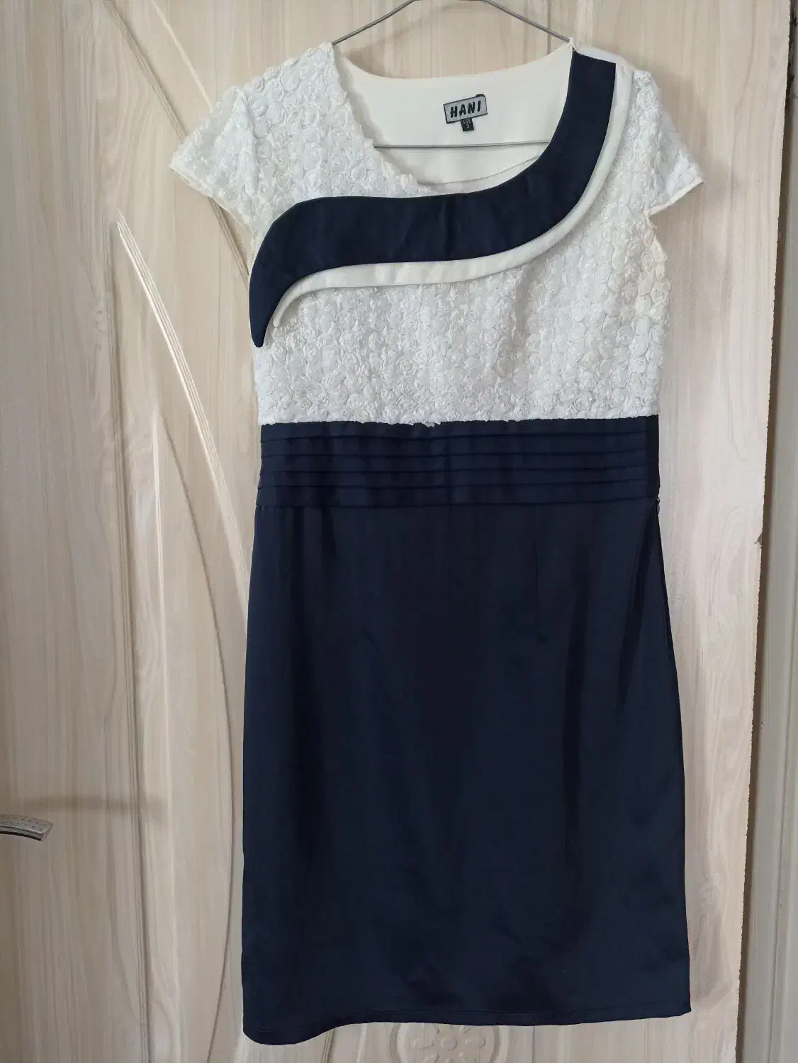 تعدادی لباس مجلسی مانتودامن|لباس|اراک, |دیوار