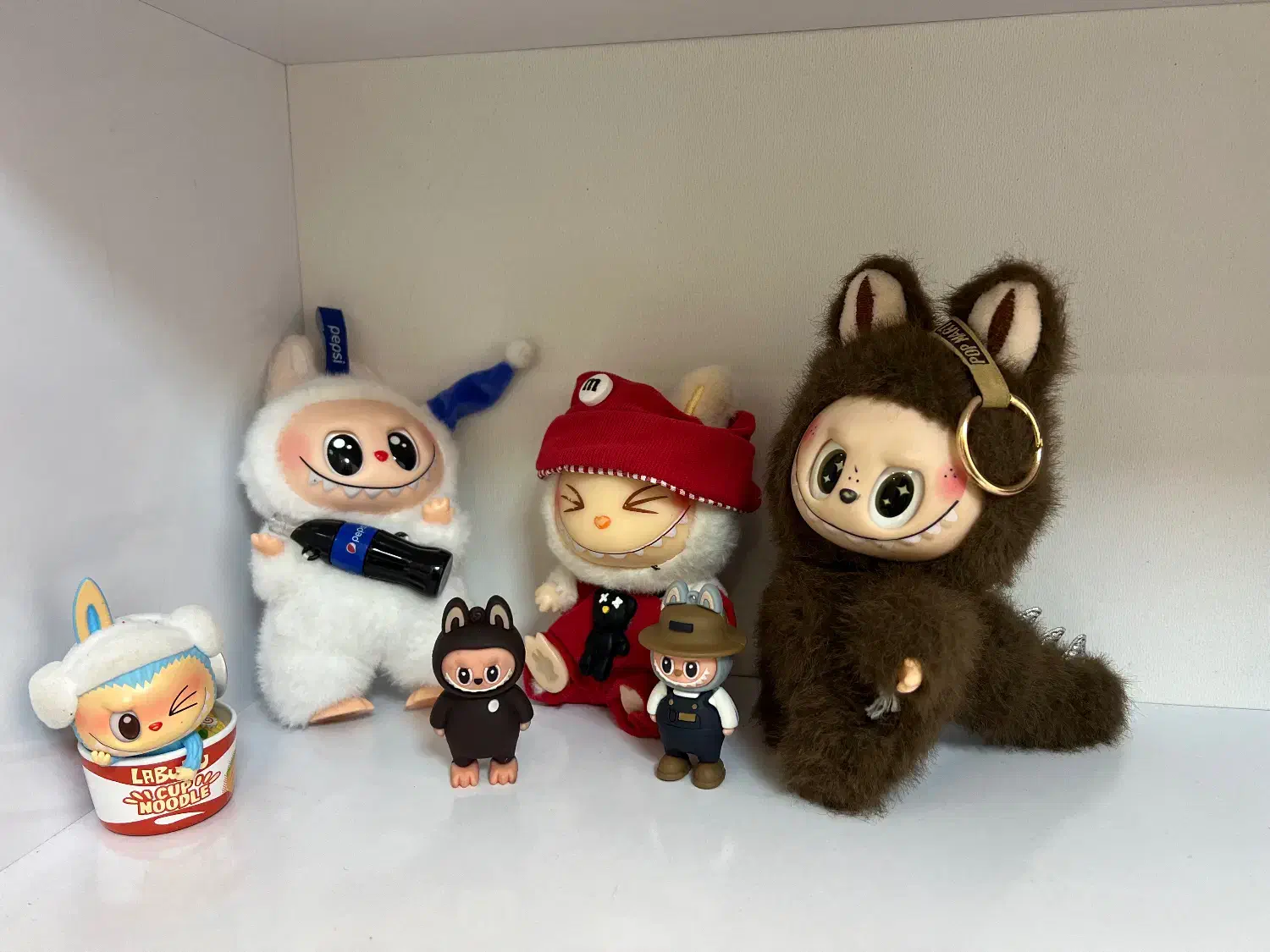 عروسک لبوبو|اسباب‌بازی بچه|قم, میرزائیه|دیوار