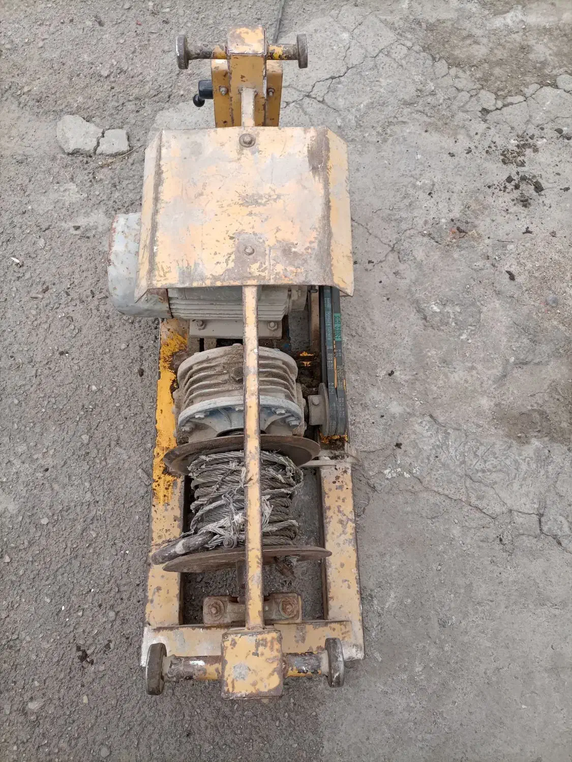 بتونیر و بالابر|ماشینآلات صنعتی|اردبیل, |دیوار