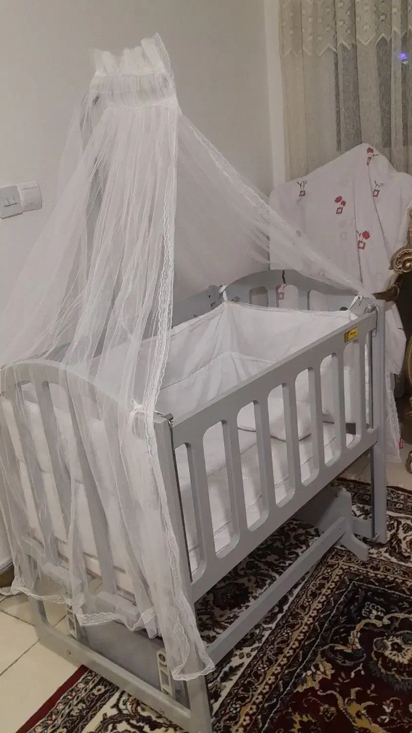 تخت کنار مادر|اسباب و اثاث بچه|نسیمشهر, |دیوار