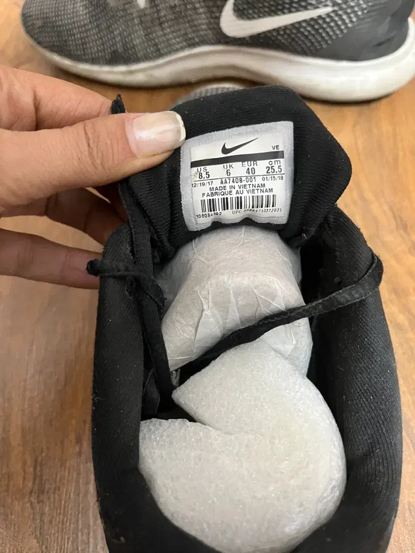 کتونی اورجینال|کیف، کفش، کمربند|الیگودرز, |دیوار