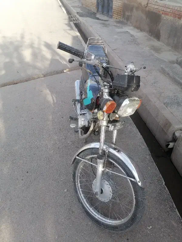 یک دستگاه موتور سیکلت مدل 89|موتورسیکلت|خوی, |دیوار