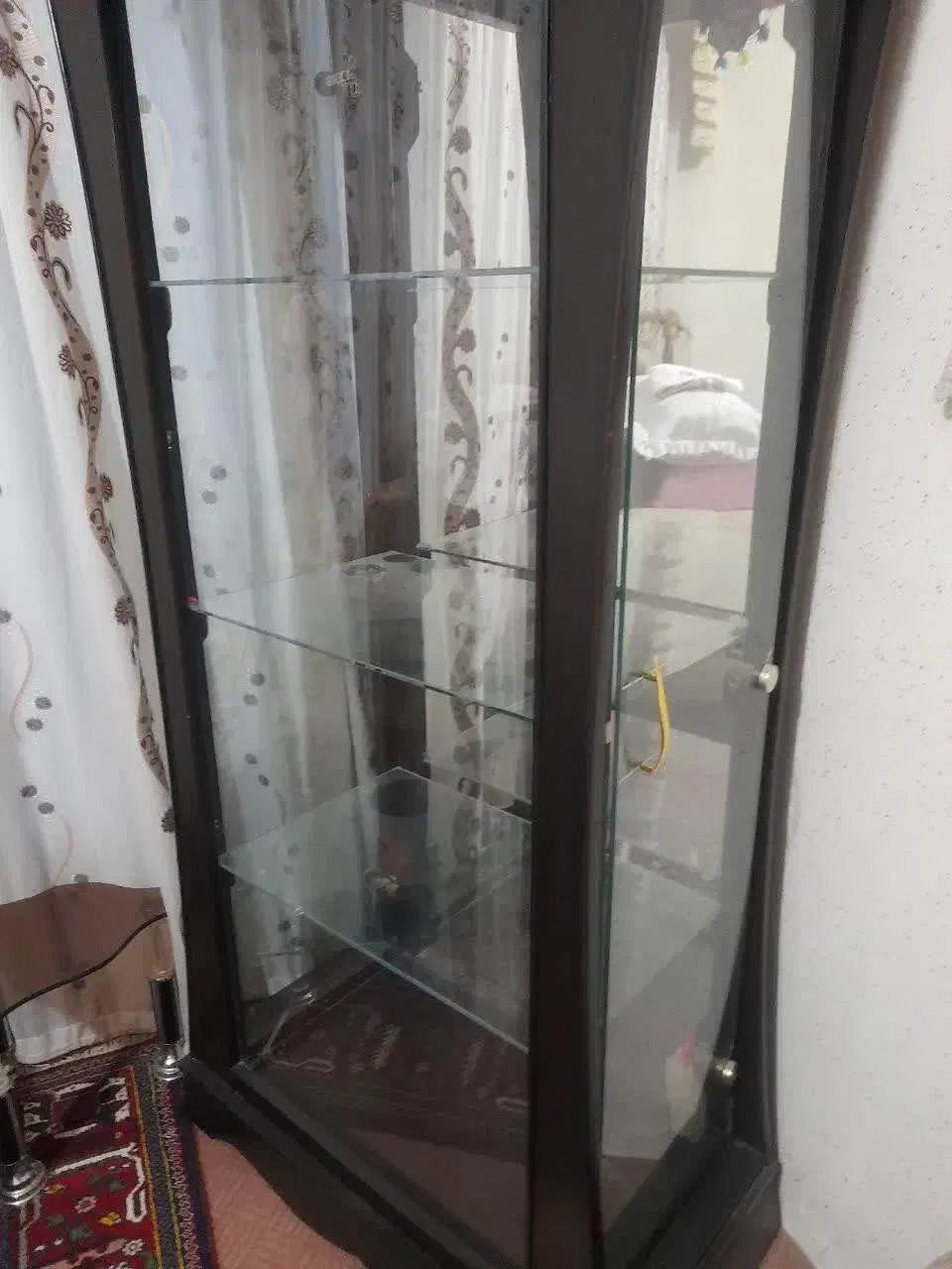 ویترین تمیزوسالم|بوفه، ویترین، کنسول|شاهین‌شهر, گزبرخوار|دیوار