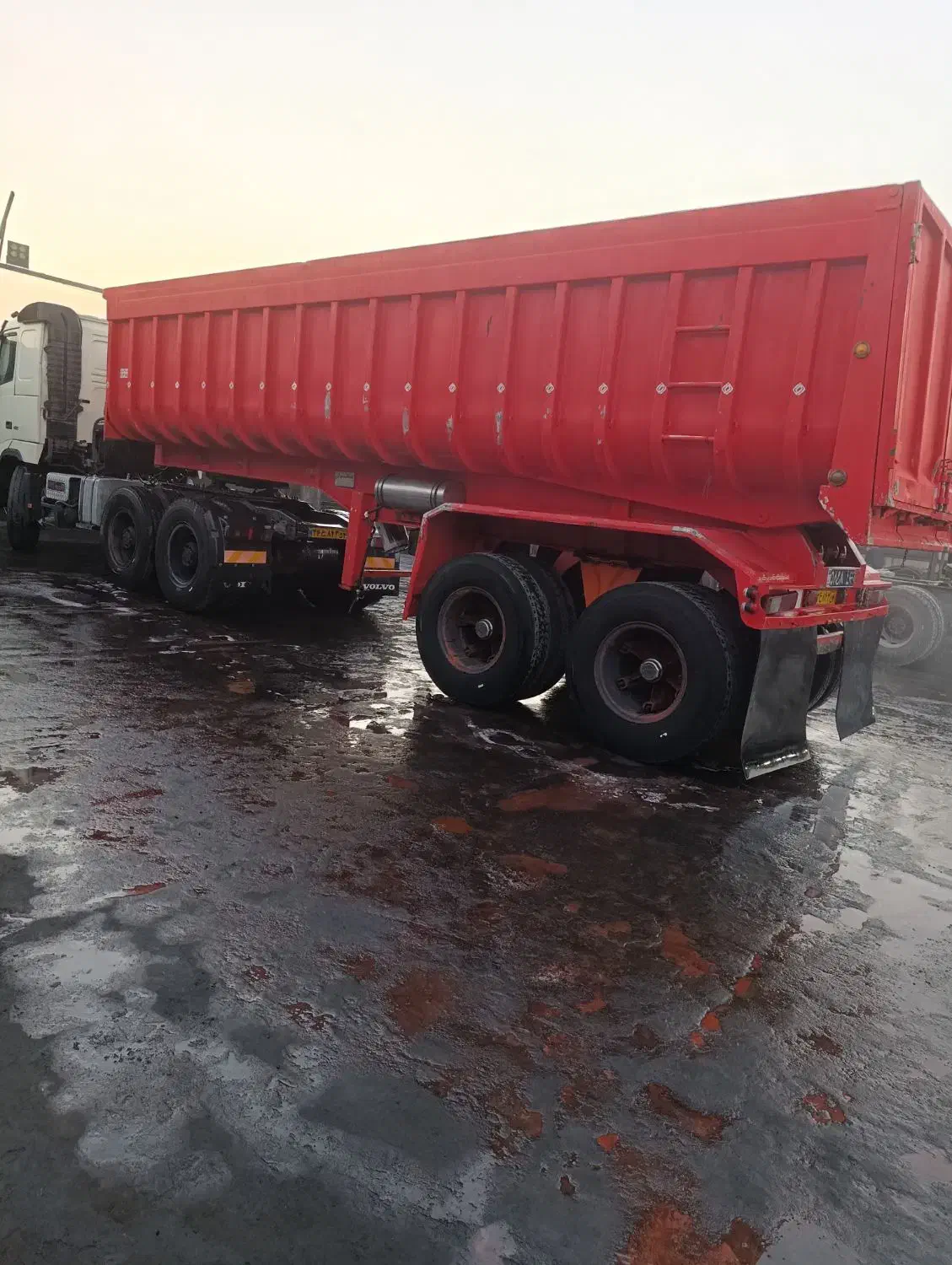 تریلی کمپرس دومحور|خودرو سنگین|اصفهان, شهرک صنعتی امیرکبیر (شاپور جدید)|دیوار