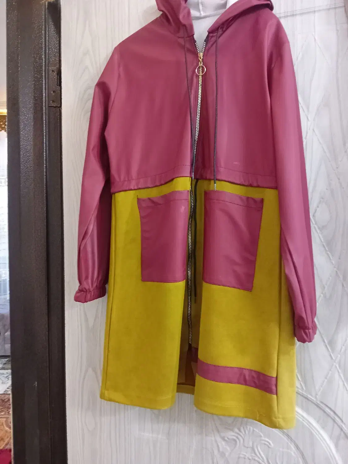 بارانی|لباس|مرند, |دیوار