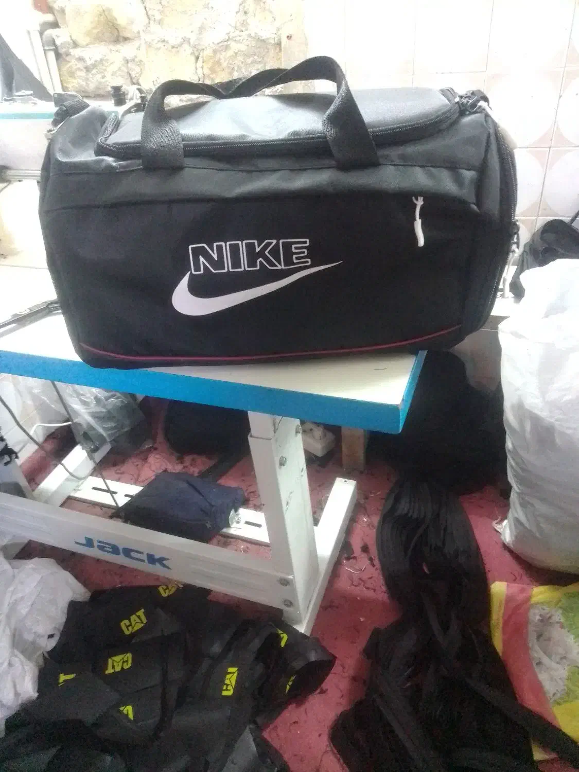 کیف ورزشی باقیمت مناسب|کیف، کفش، کمربند|مشهد, رده|دیوار