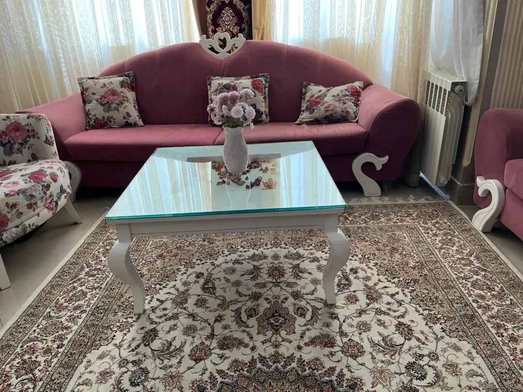 مبل ۷نفره|مبلمان خانگی و میز عسلی|اصفهان, جلفا|دیوار