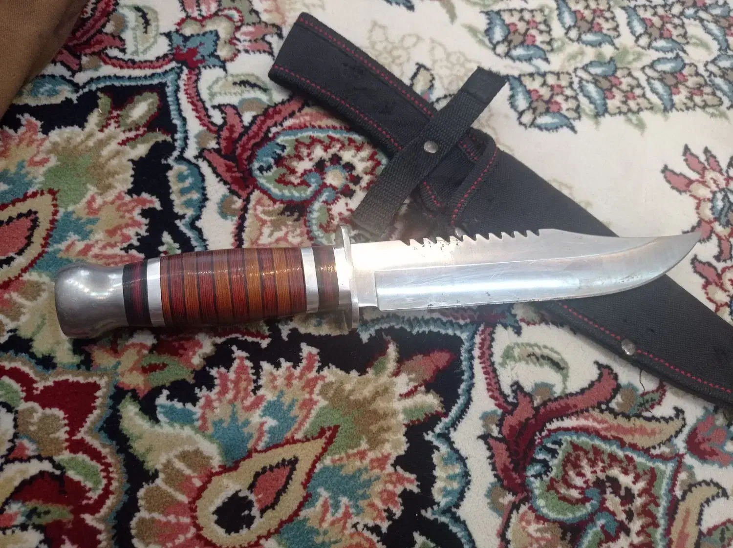 چاقو ی تیز وزیبا|کوهنوردی و کمپینگ|شیروان (خراسان), |دیوار