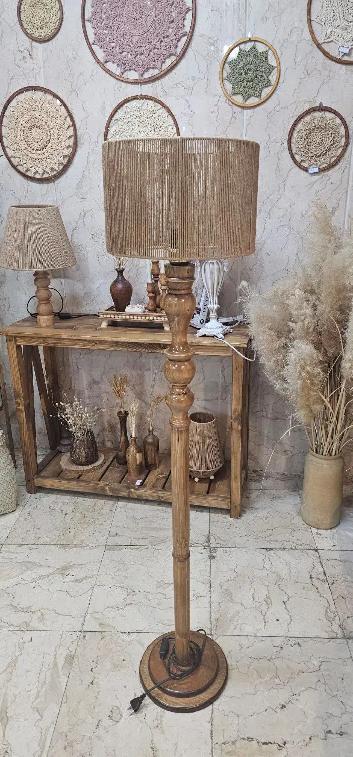 آباژور رو میزی رافیا|چراغ خواب و آباژور|تهران, فلسطین (میدان انقلاب)|دیوار