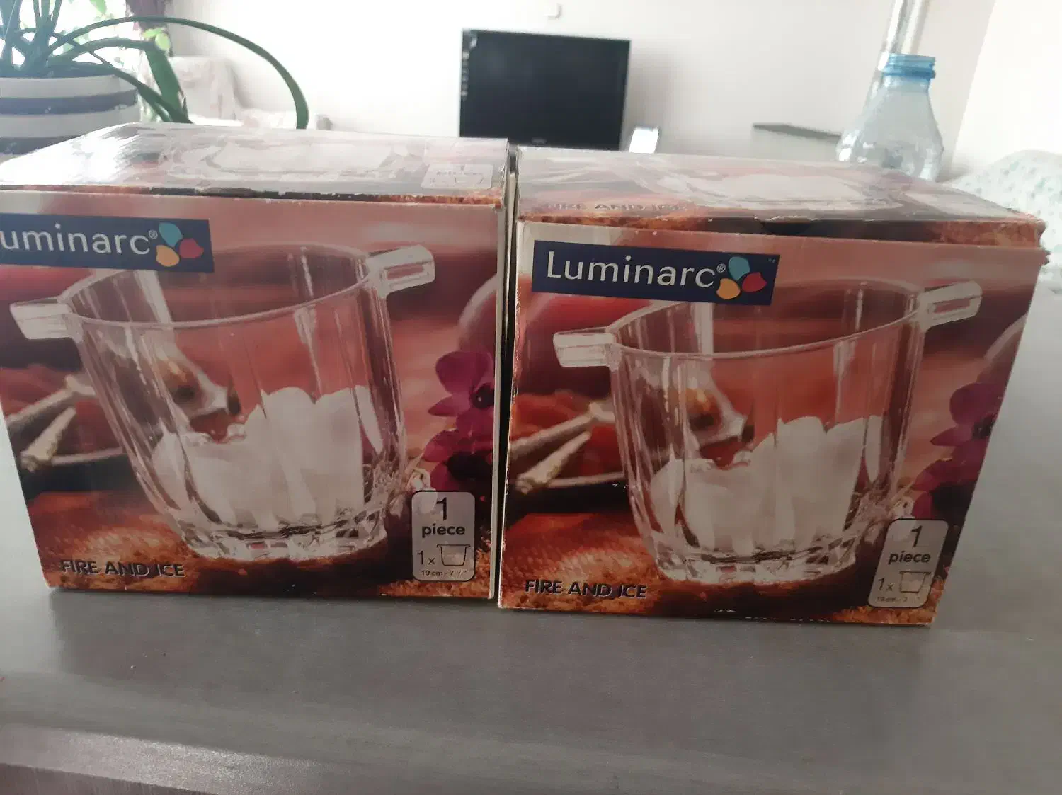 جایخی  شکلات خوری گلدان گیلاس امپراطور سینی جاشمعی|ظروف سرو و پذیرایی|تهران, جمهوری|دیوار