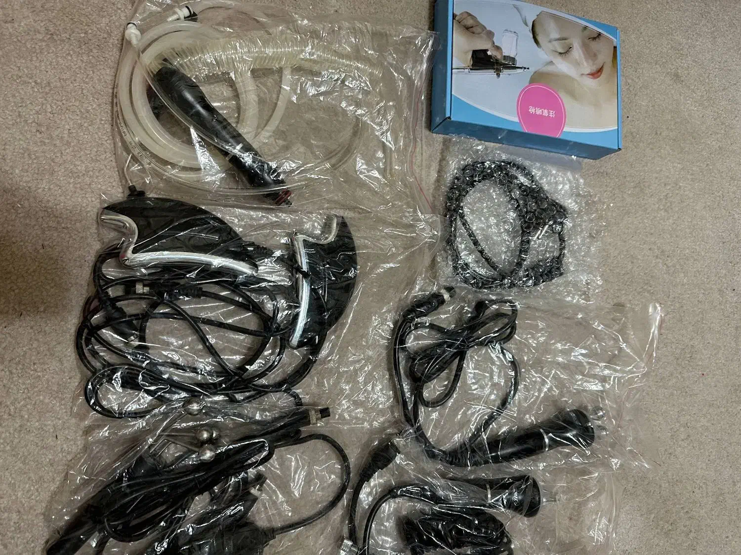 دستگاه فیشیال ۱۱کاره|آرایشگاه و سالن‌های زیبایی|تهران, مرزداران|دیوار