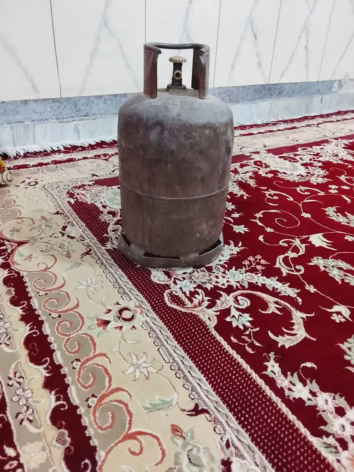 کپسول|اجاق گاز و لوازم برقی پخت‌وپز|نیمروز, |دیوار