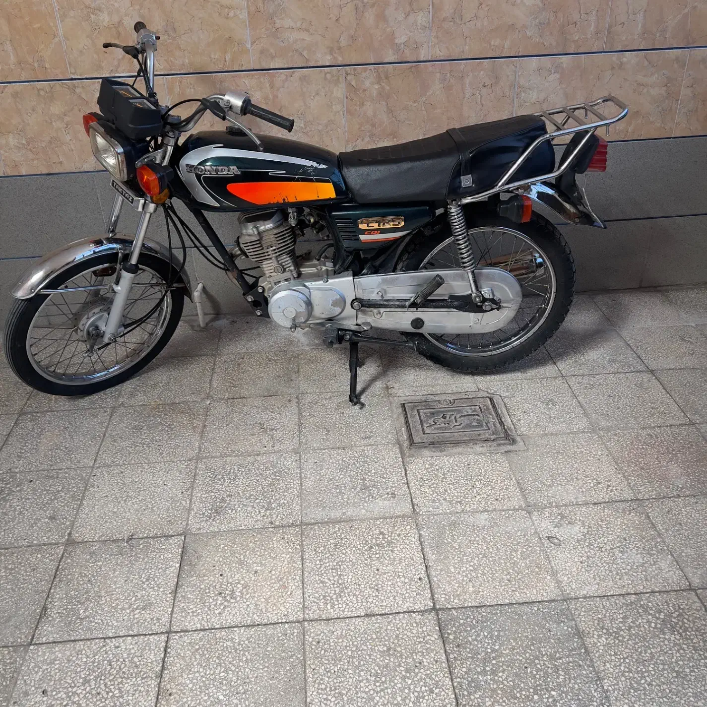 موتور هوندا۱۲۵|موتورسیکلت|آباده, |دیوار