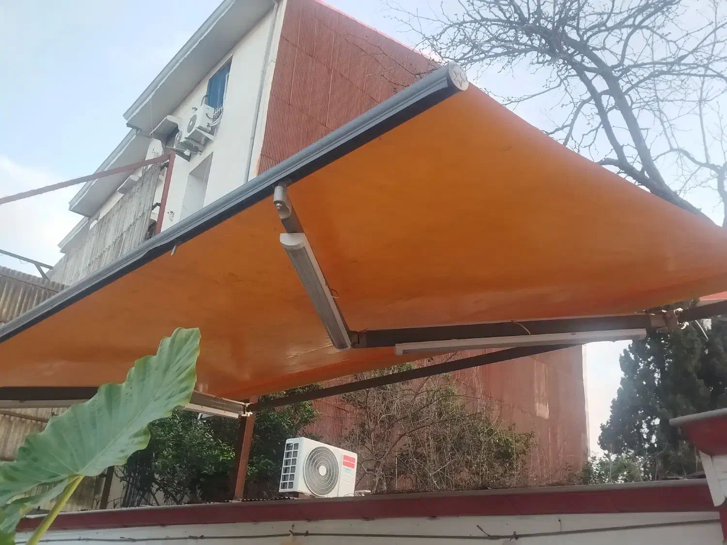 چتروچادر سایبان برقی|خدمات پیشه و مهارت|رشت, ساغری سازان|دیوار