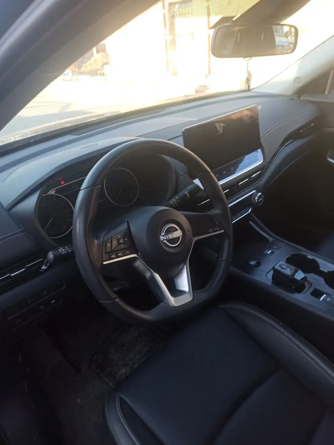 نیسان سیلفی آمیتیس خودرو فیس آمریکایی|خودرو سواری و وانت|لالجین, |دیوار