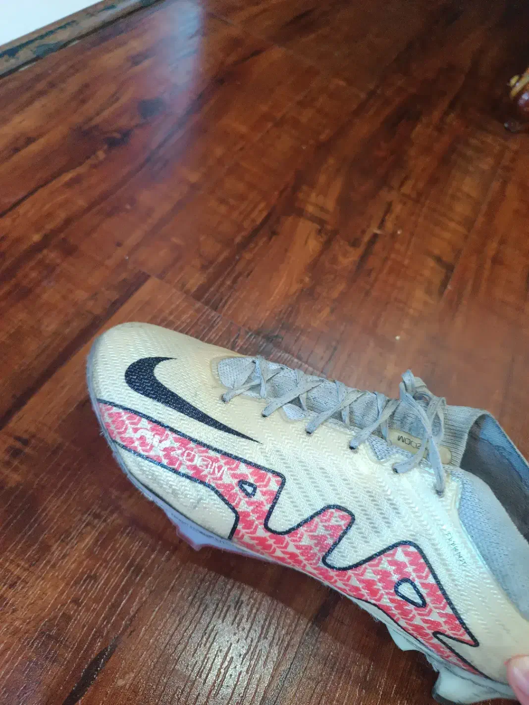 کفش فوتبالی نایک ایزوم سایز ۳۹|کیف، کفش، کمربند|قم, باجک دو|دیوار