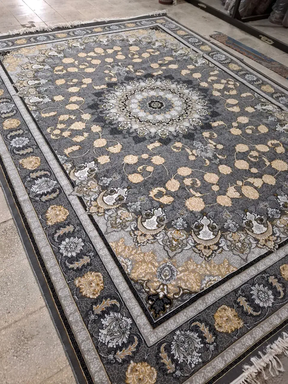 خوش رخ زیبا|فرش|مینودشت, |دیوار