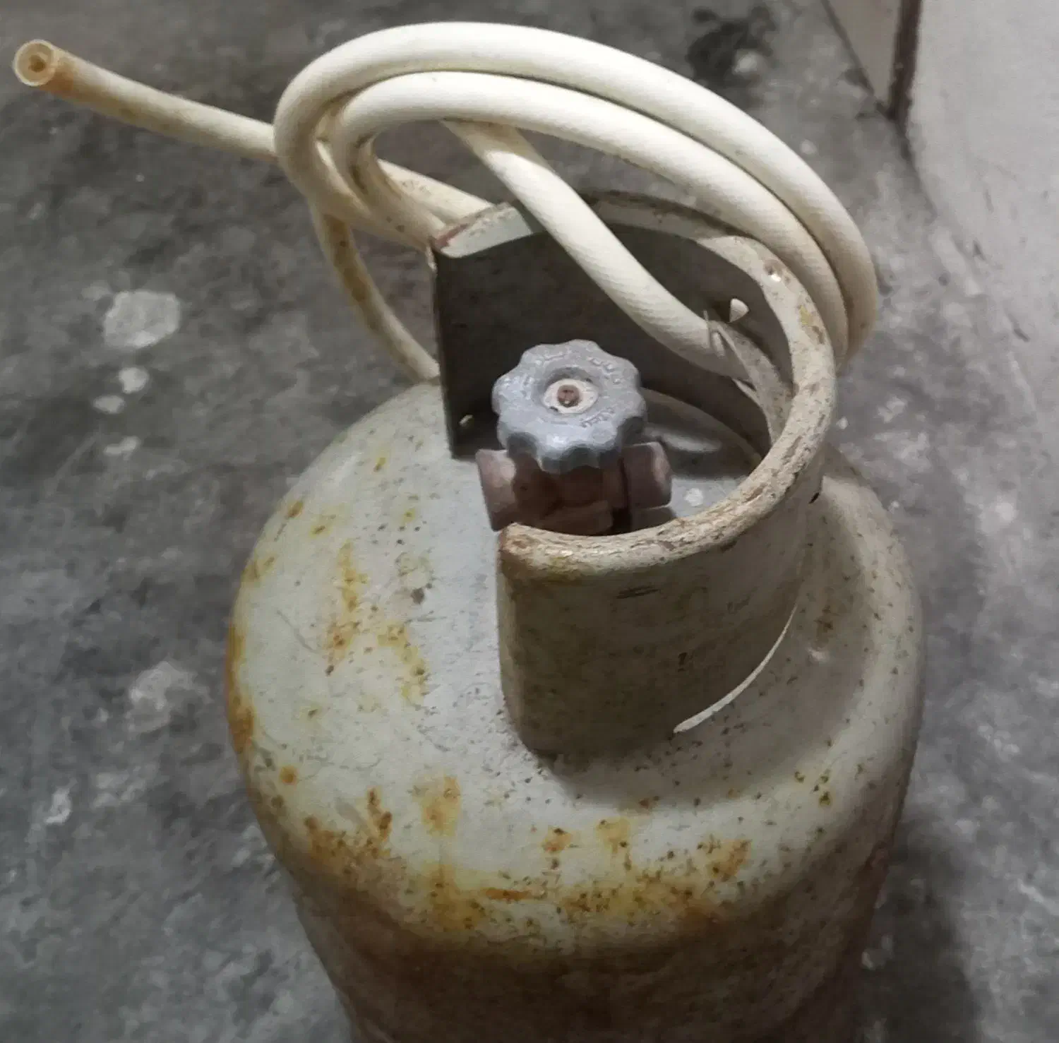 کپسول گاز بوتان|اجاق گاز و لوازم برقی پخت‌وپز|رشت, رودبارتان|دیوار