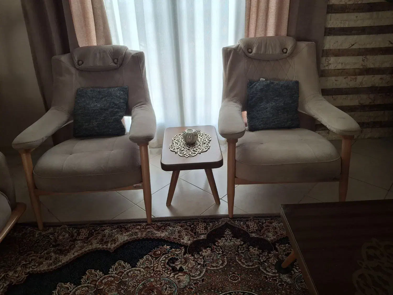 تخت خواب شو|مبلمان خانگی و میز عسلی|هشتگرد, شهرک سهیلیه|دیوار