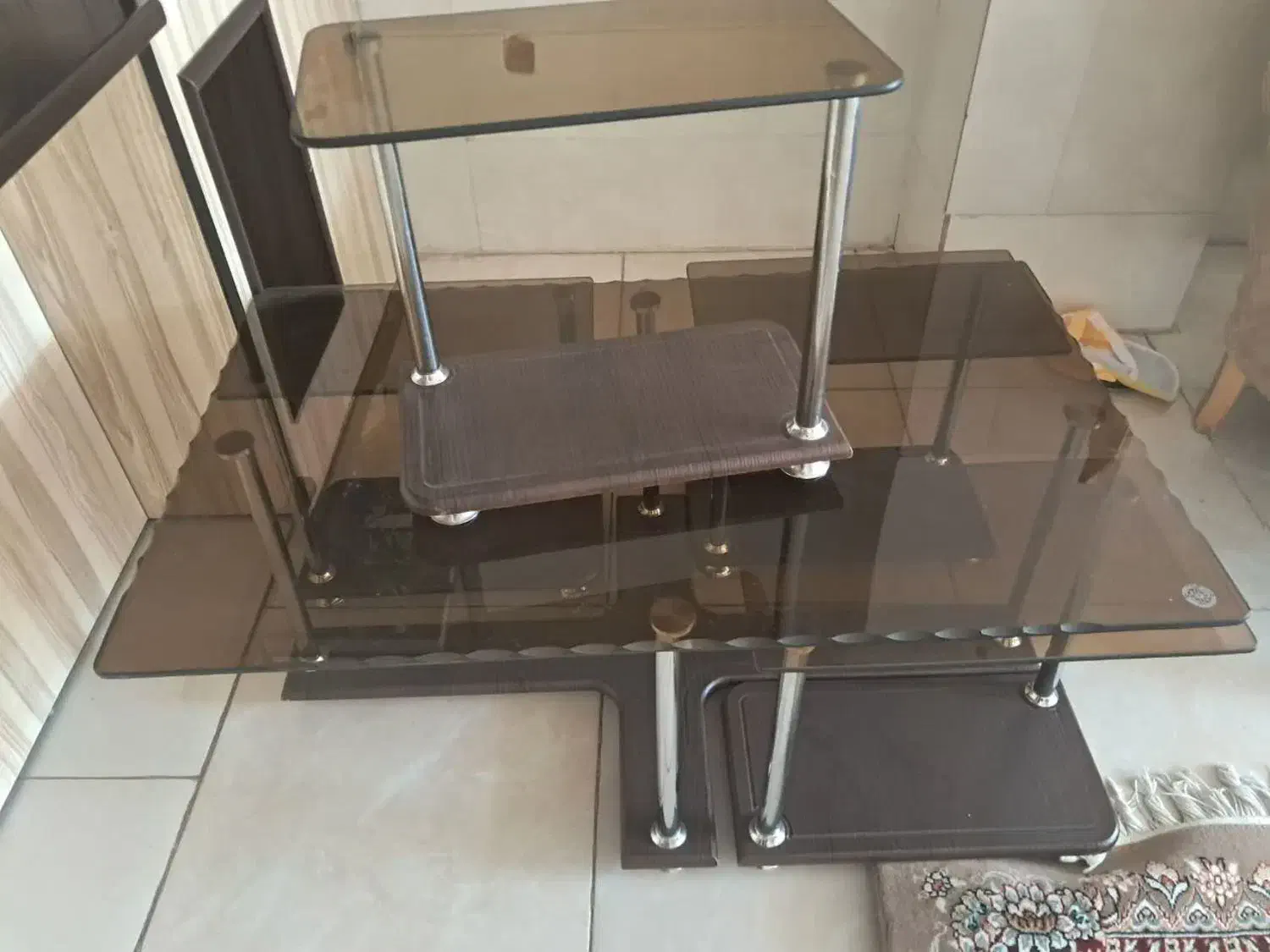 میز شیشه ای جلو مبلی|مبلمان خانگی و میز عسلی|برخوار, |دیوار