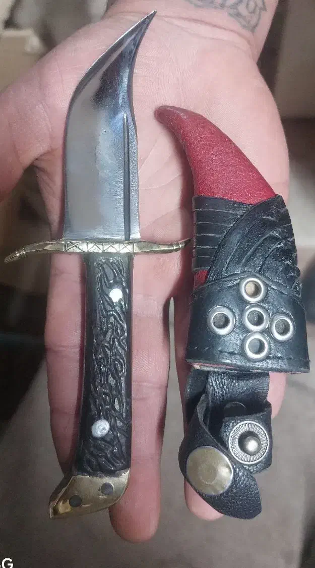 چاقو خوری|کلکسیون اشیاء عتیقه|نیشابور, شهید جعفری|دیوار