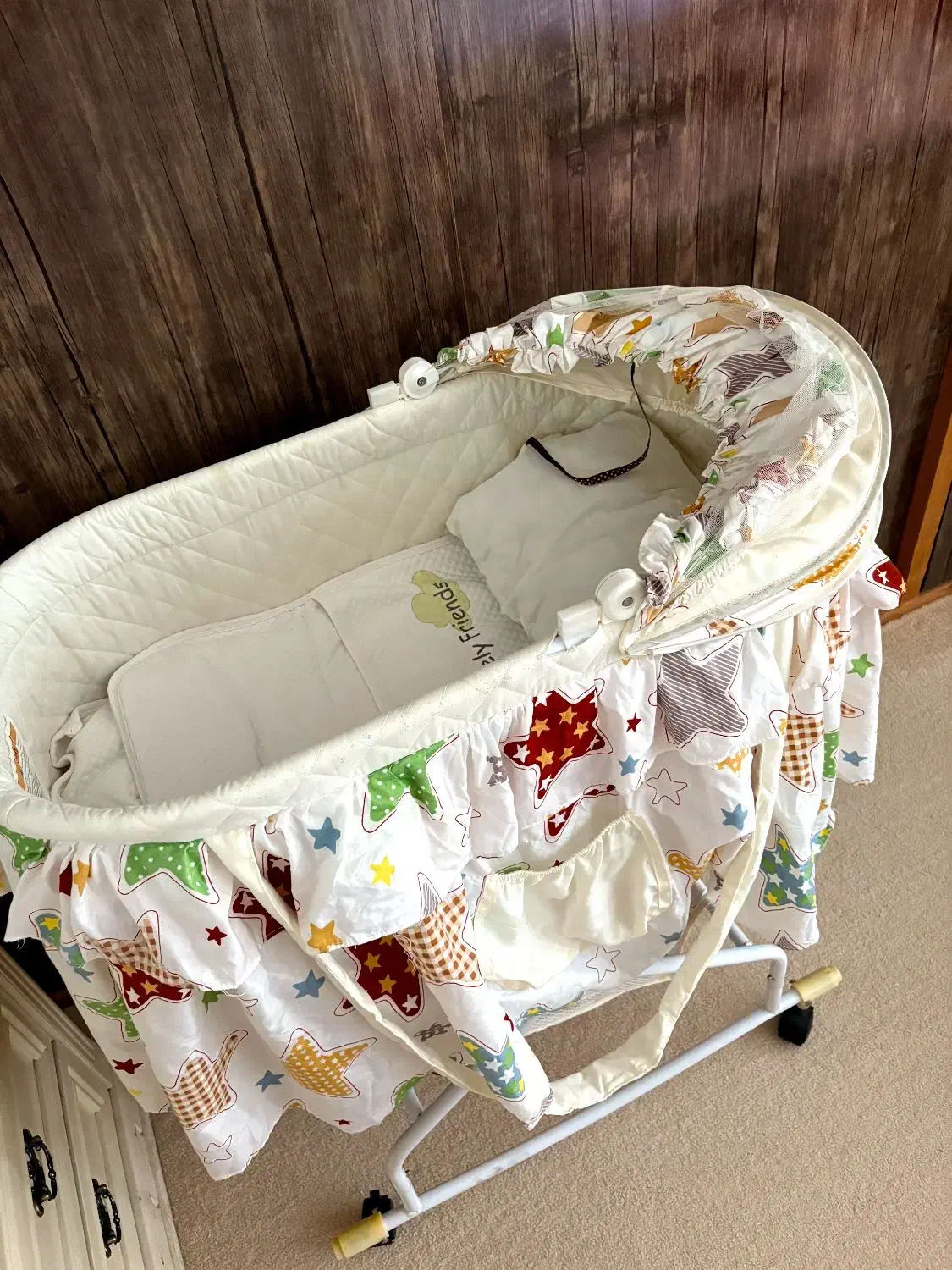 تخت کنار مادر برند نینی کو|تخت و سرویس خواب|قائم‌شهر, |دیوار