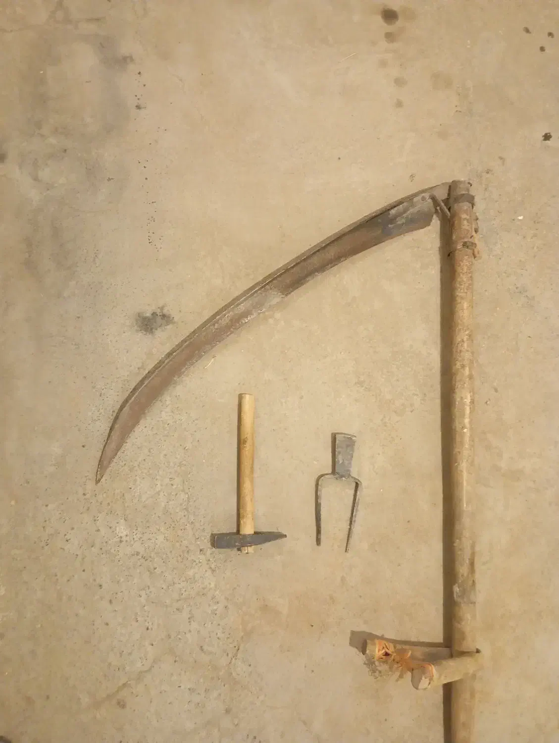 داس درگز شامیله تیغه ۹۰|ابزارآلات|ارومیه, |دیوار