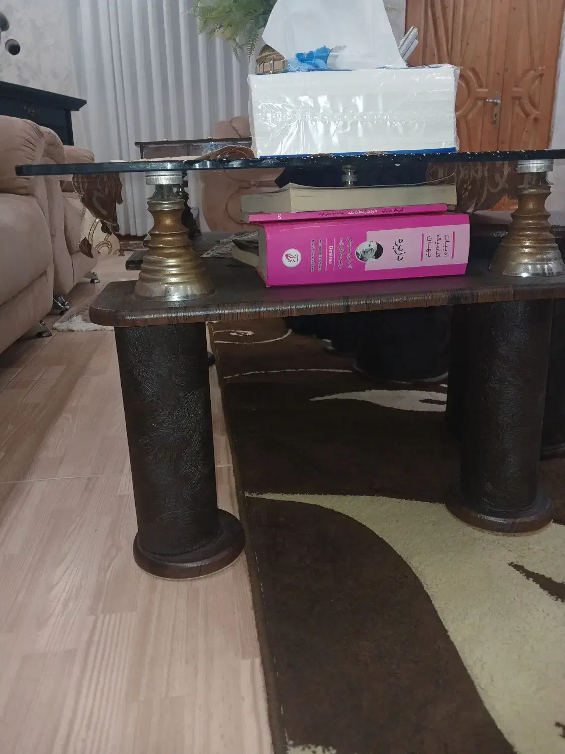 جلو میز|مبلمان خانگی و میز عسلی|رشت, پستک|دیوار