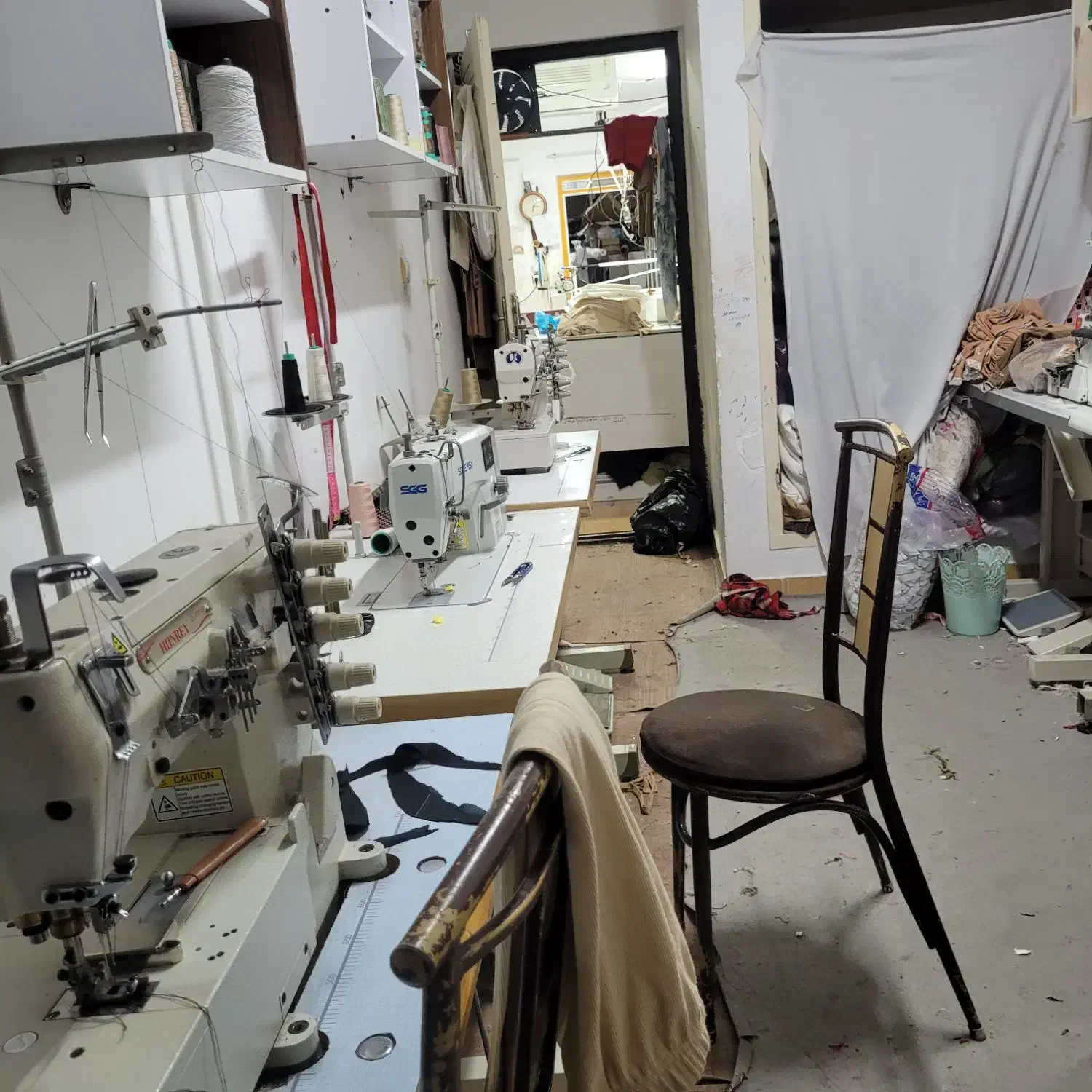 چرخکارو خیاط بیرون بر|استخدام هنری و رسانه|گرگان, |دیوار