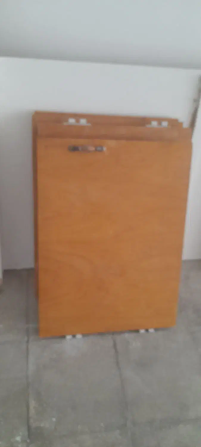 در کمد دیواری|جاکفشی، کمد، دراور|سمنان, |دیوار