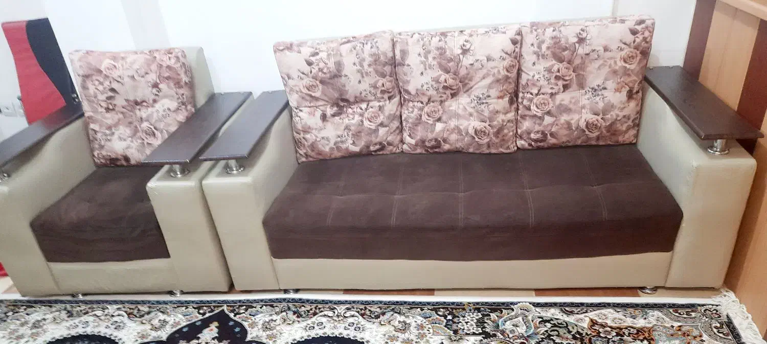 مبلمان کارکرده به همراه میز و عسلی|مبلمان خانگی و میز عسلی|شهرکرد, |دیوار