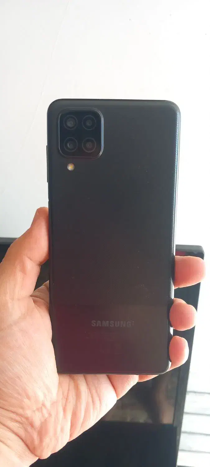 گوشی a12 کم کارفقط نورصفحه کم نسبت به قیمتش عالیه|موبایل|سبزوار, پیروزی|دیوار