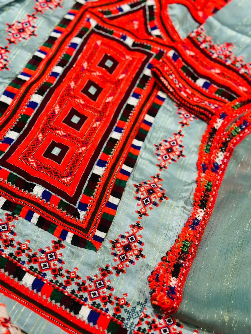 لباس وصل شده|لباس|نیک شهر, |دیوار