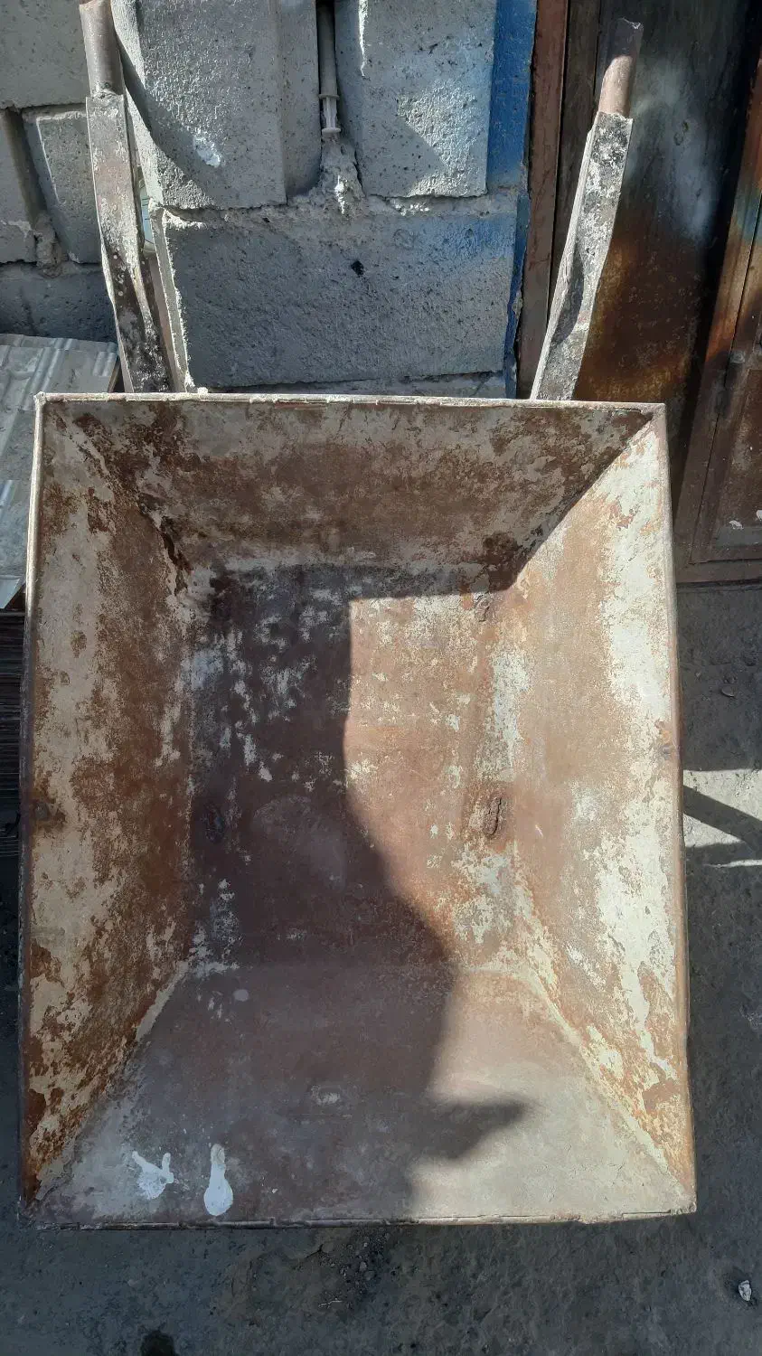 فرغون|ابزارآلات|زاهدان, |دیوار