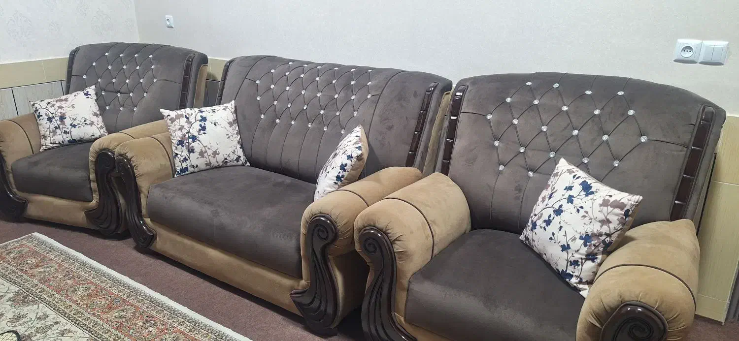 فروش مبلمان هفت نفره|مبلمان خانگی و میز عسلی|بهشهر, |دیوار