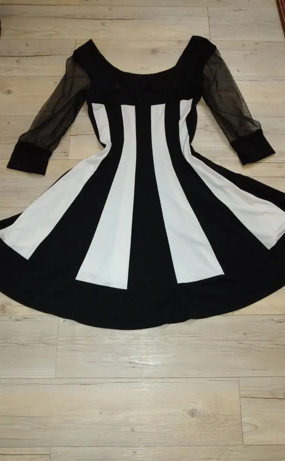 پیراهن و اورال|لباس|مشهد, سجاد شهر|دیوار