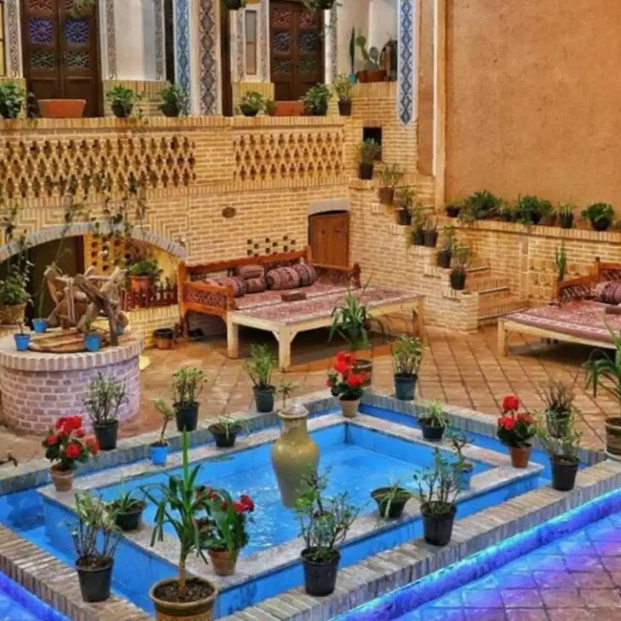 اقامتگاه بومگردی|اجارهٔ کوتاه‌مدت آپارتمان و سوئیت|آران و بیدگل, |دیوار