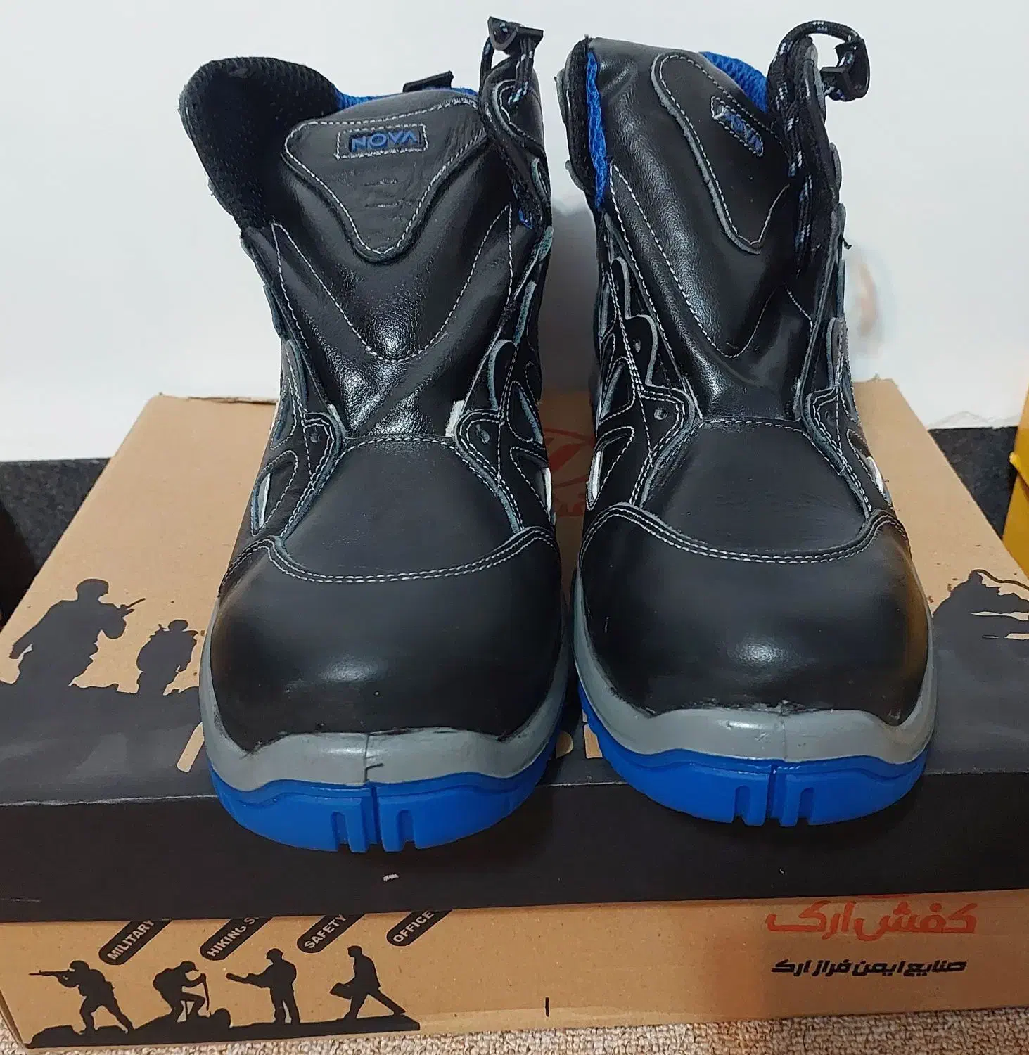 کفش ایمنی|کیف، کفش، کمربند|ایلام, |دیوار