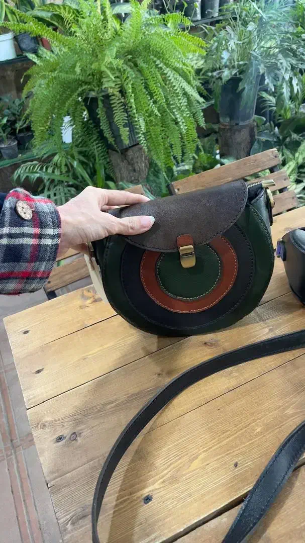 کیف پیاده روی چرم طبیعی|کیف، کفش، کمربند|ساری, |دیوار