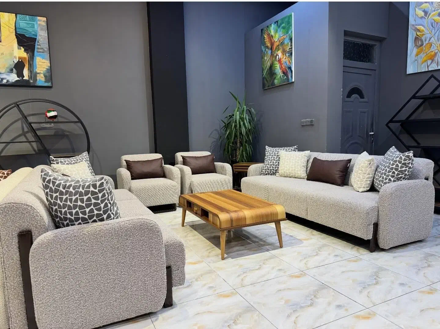 بازار بزرگ مبل ملل مینیمال مارگارت ۳۶ ماهه|مبلمان خانگی و میز عسلی|قشم, |دیوار